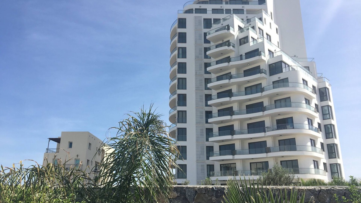 Ghaziveran Apartment | Design Apartment next to the Beach, North Cyprus