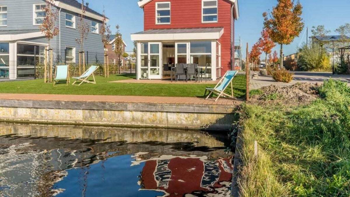 Oude-Tonge House | Design, clean-lined and atmospheric best describe this detached island home - completed in 2018! Fro