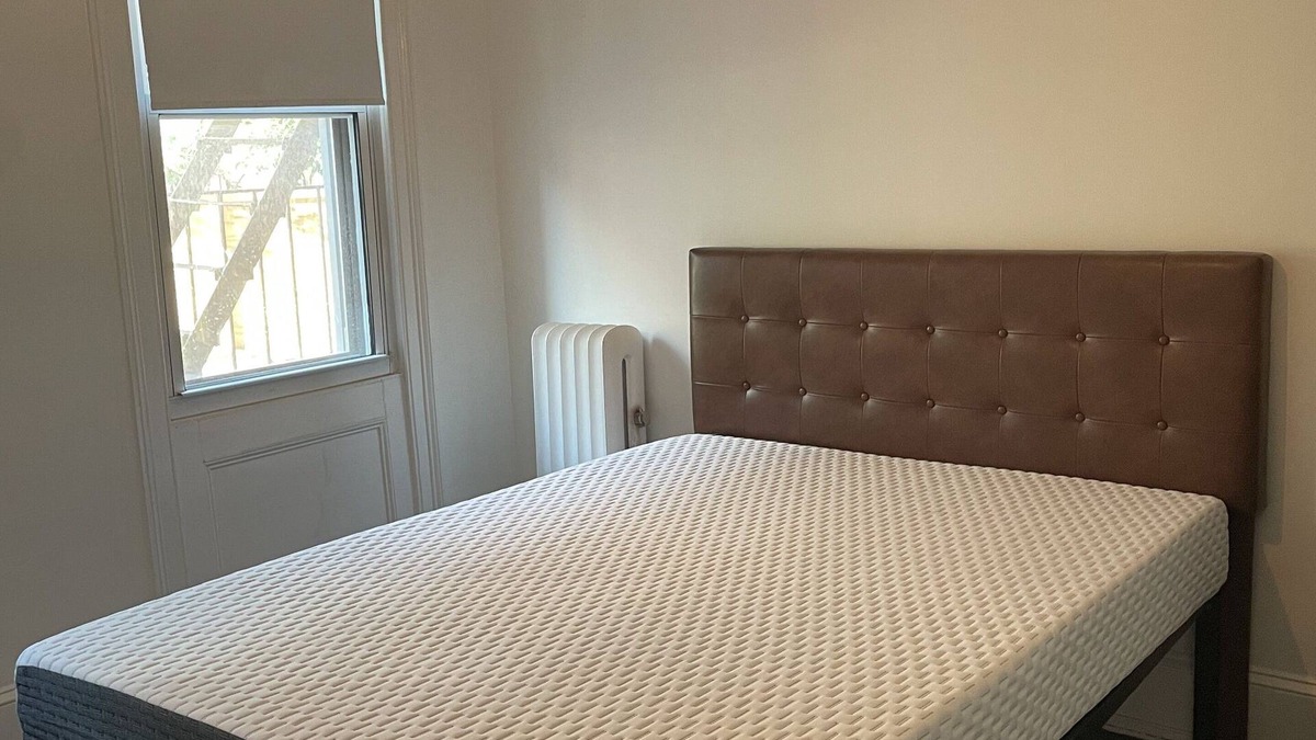 Alphabet City Apartment | Designer 2BR, 1.5BA, 4 Beds in prime East Village