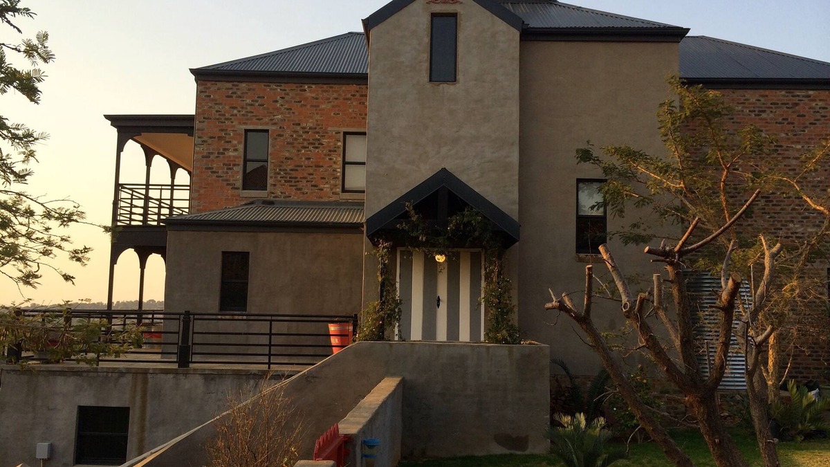 Krugersdorp House | Designer loft home at the edge of the Cradle of Humankind
