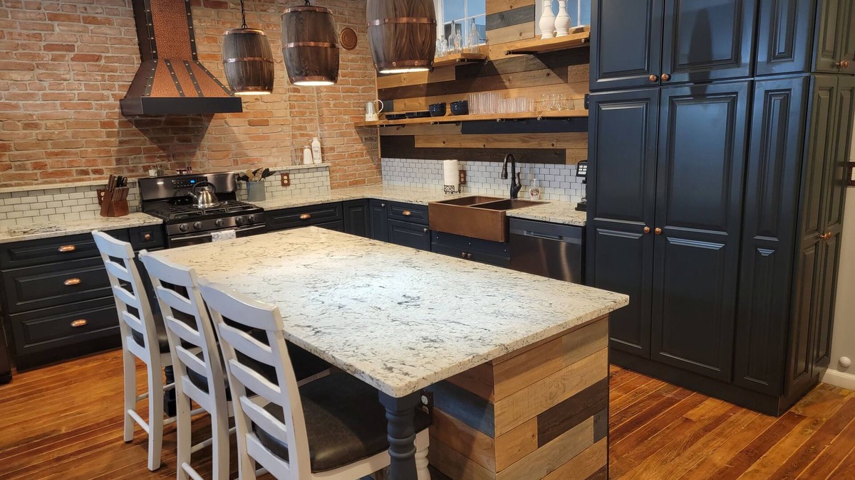 Florence Apartment | Designer Loft on Main Street Florence