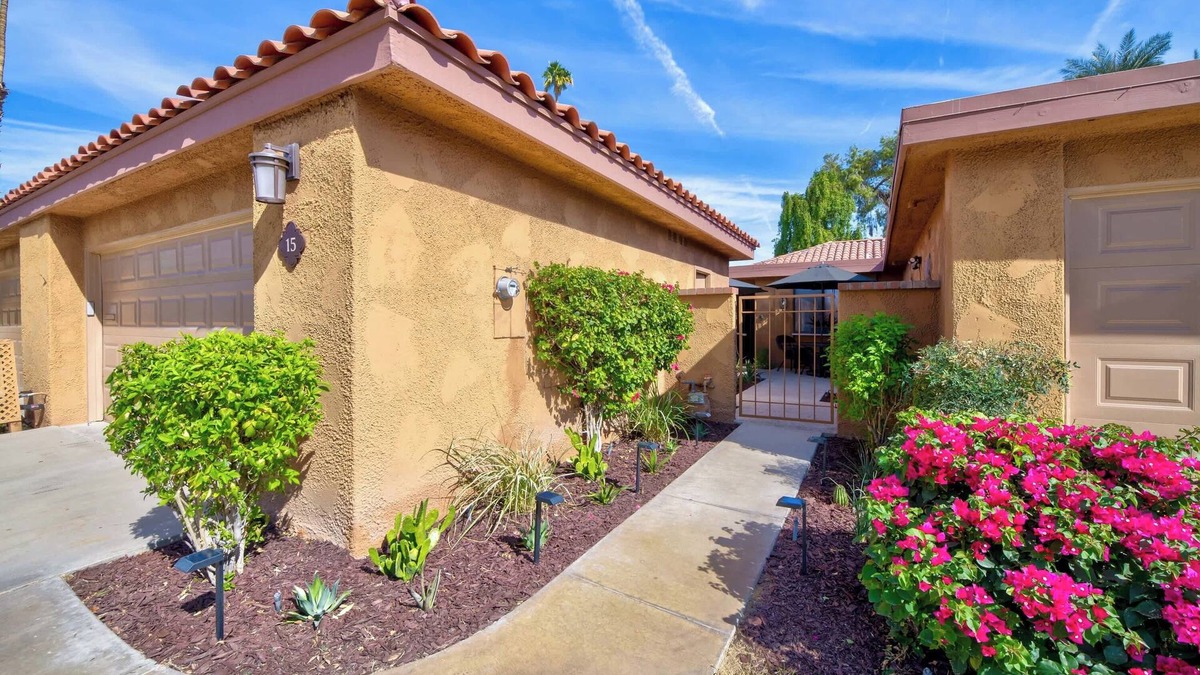 Rancho Mirage Condo | Designer Seville Condo w Golf Mountain Views