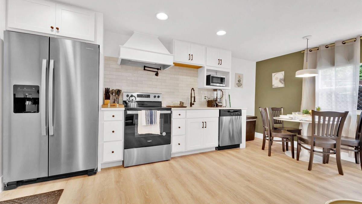 Southside House | Designers spot - No Extra Fees - Palm Wave Says