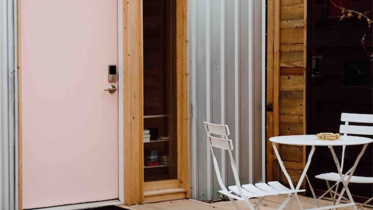 Abilene House | Designers Studio| Fire Pit | EV Charger | Private