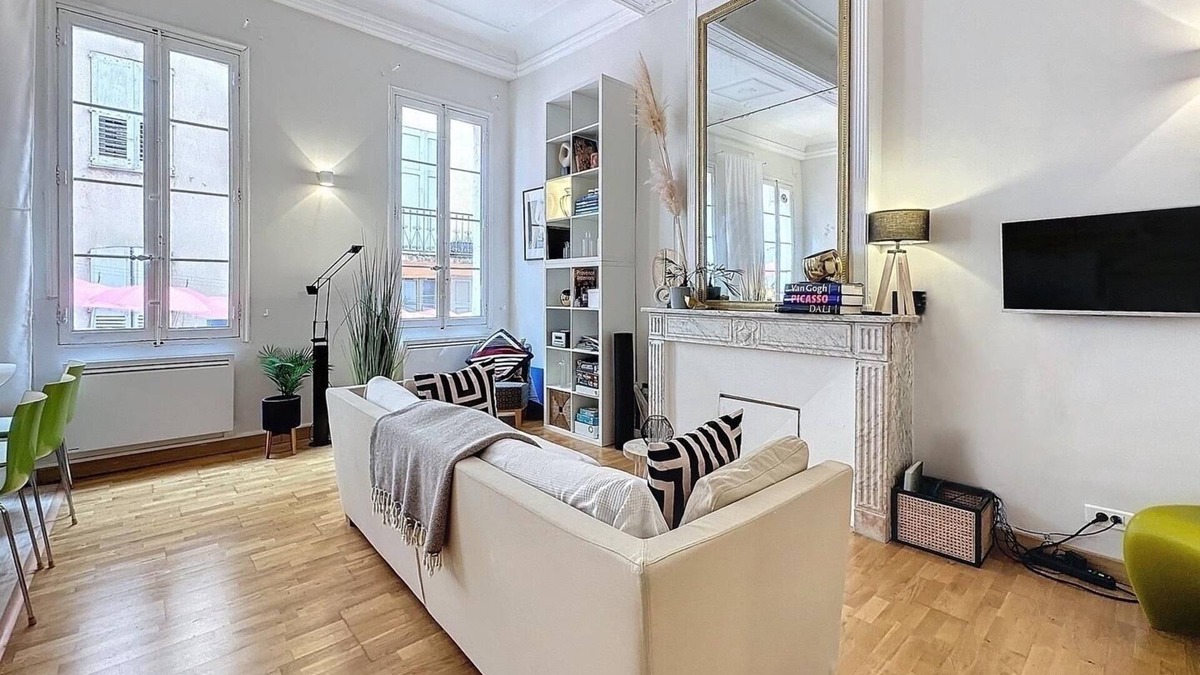 Grasse Apartment | "DesignLoftSophia" vacation apartment in the historic old town of Grasse