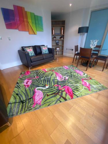 Sands End Apartment | Desirable, Fashionable 2bed Flat in Chelsea
