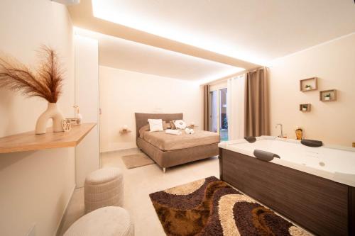 Quartiere XXIV Don Bosco House | Desiree Luxury House- vasca idromassaggio