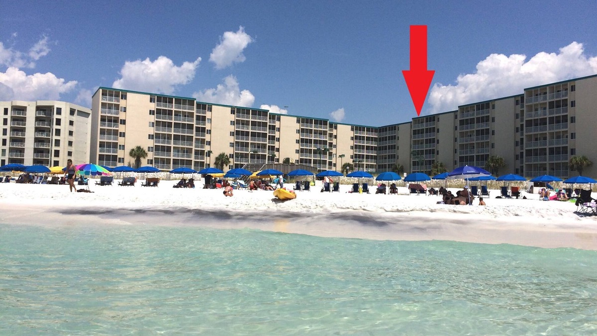 Holiday Isle Condo | Destin Gulf Front Condo - Top Floor View - Sleeps 6!
