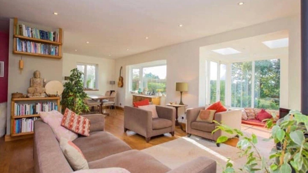 Totnes House | Detached Bungalow With Awesome Views, Totnes