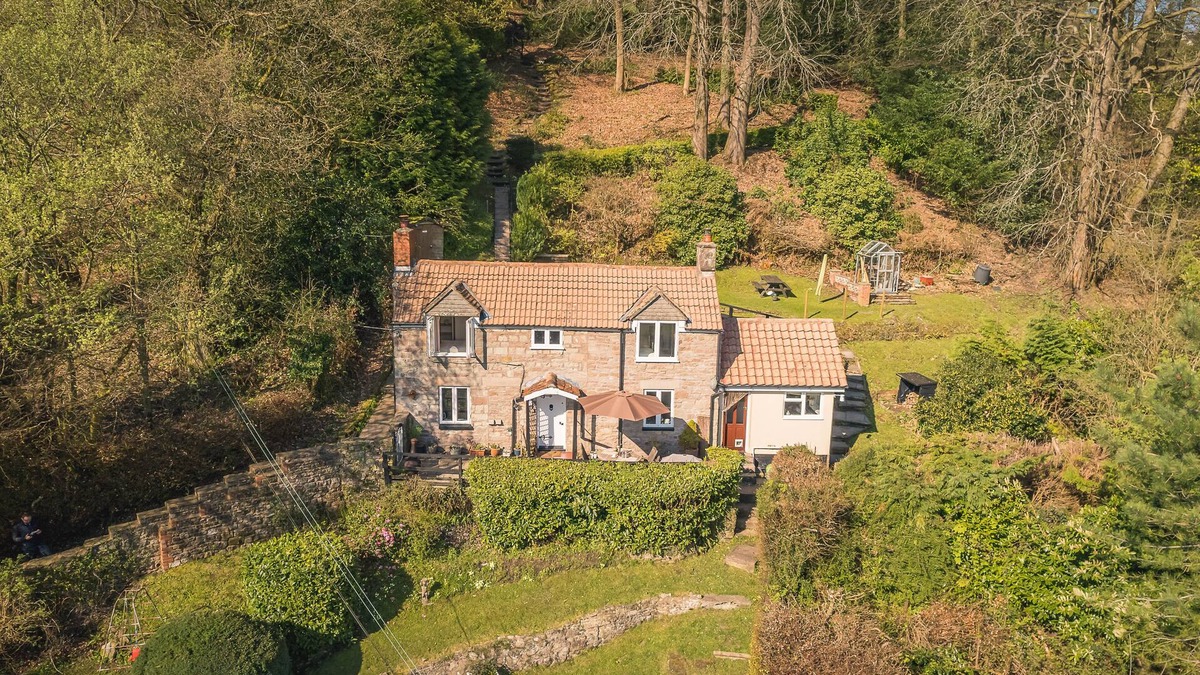 Symonds Yat Cottage | Detached Cottage C1760 in Great Doward, Symonds Yat West, in 2 acres of land