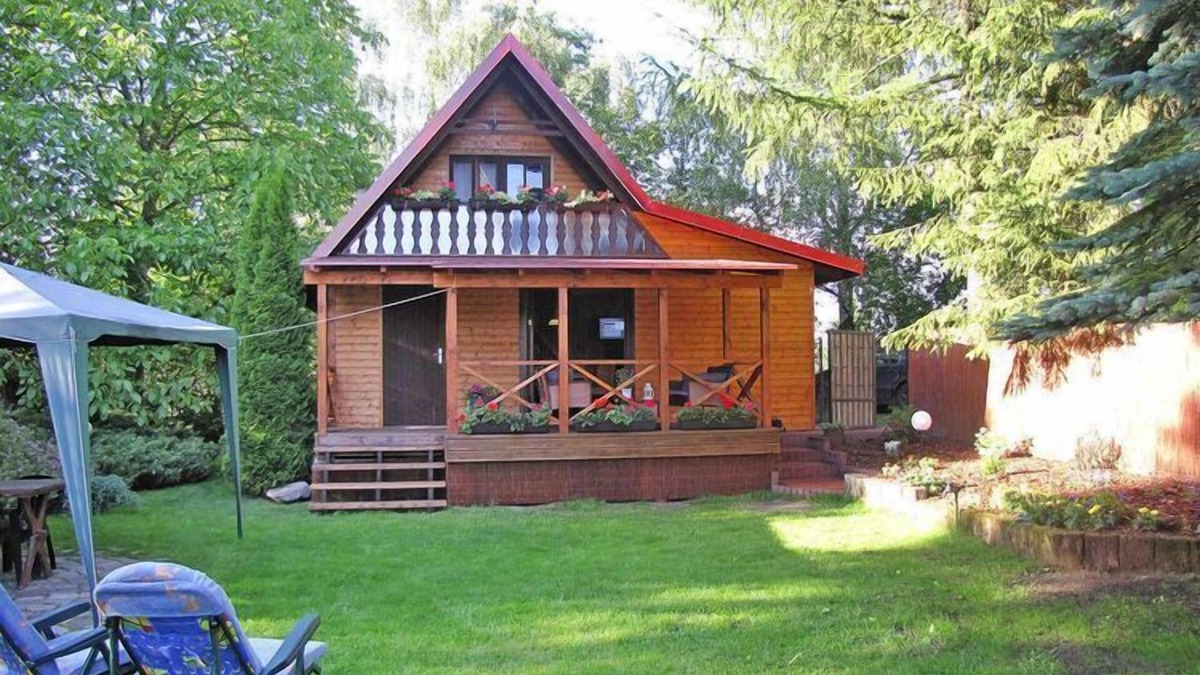 Bogacko House | Detached cottage with a large garden, 200m from the lake, Bogacko