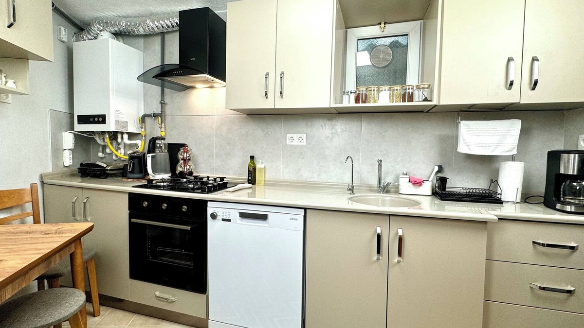Canakkale House | Detached Duplex House in the City Center