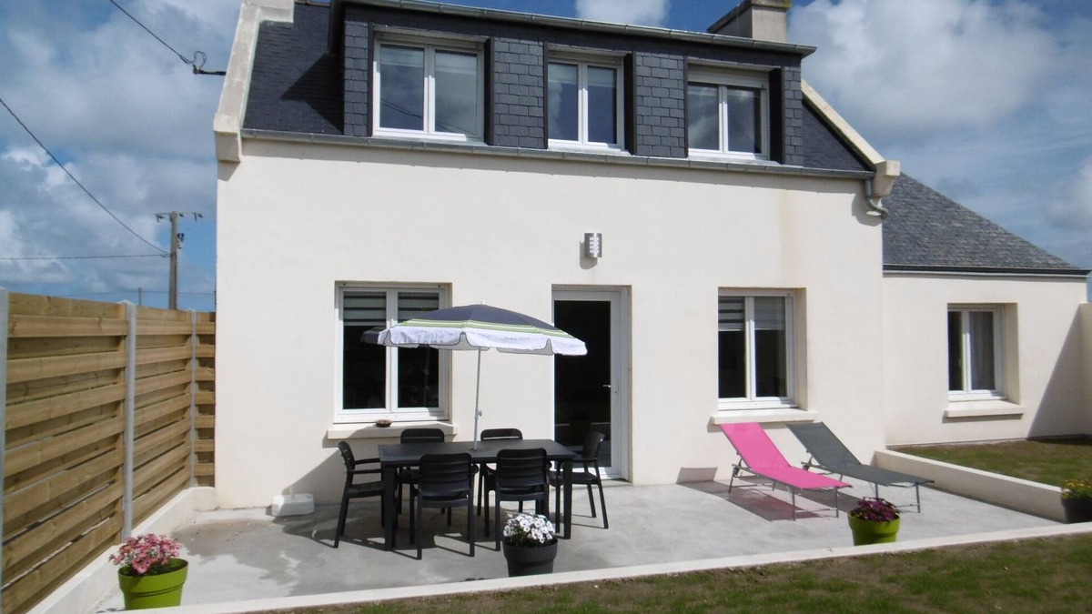Cleder House | Detached house between sea and countryside "furnished with tourism *"