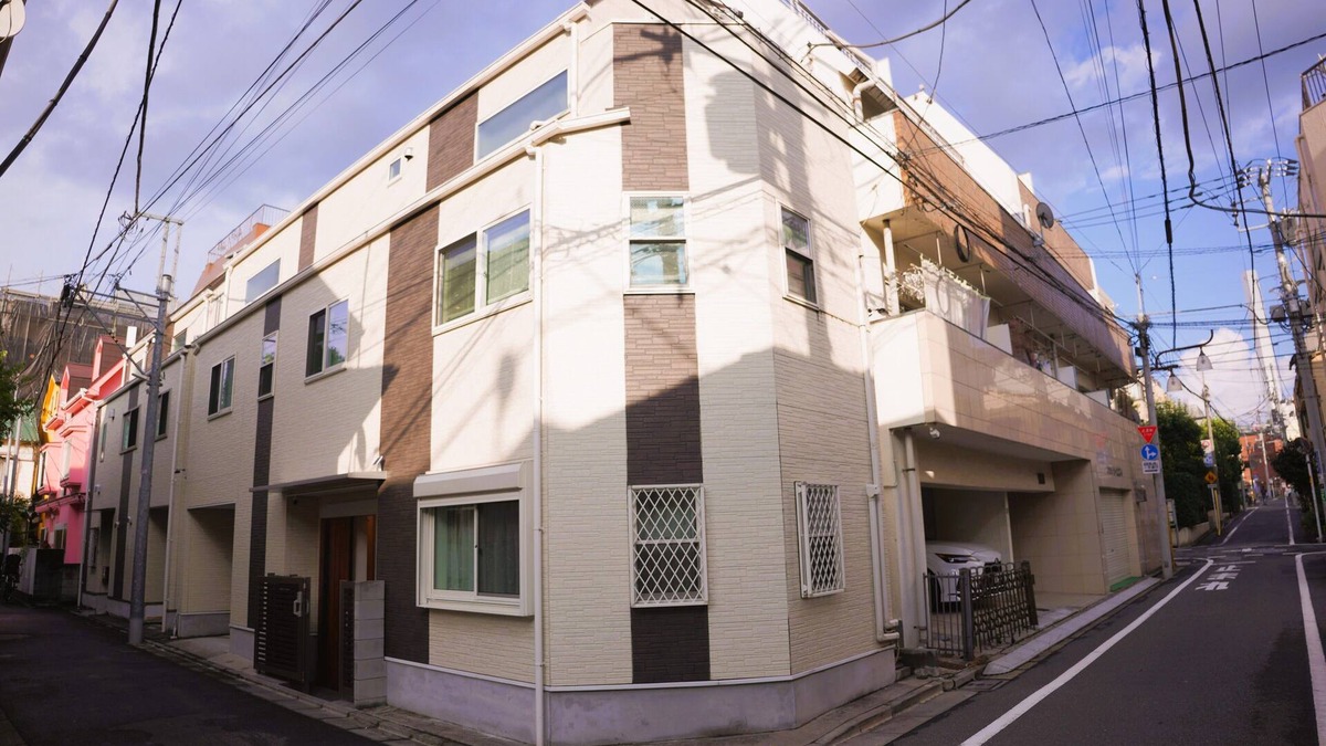 Ikebukuro House | Detached house for rent 3rd floor 102 ㎡ Western style room/4LDK 2 toilets +2 bathrooms Convenient transportation!