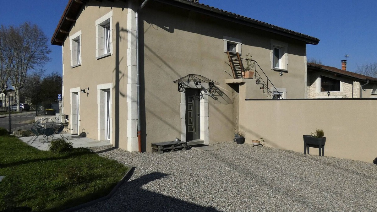 Thil House | Detached house in the countryside 15min from Lyon