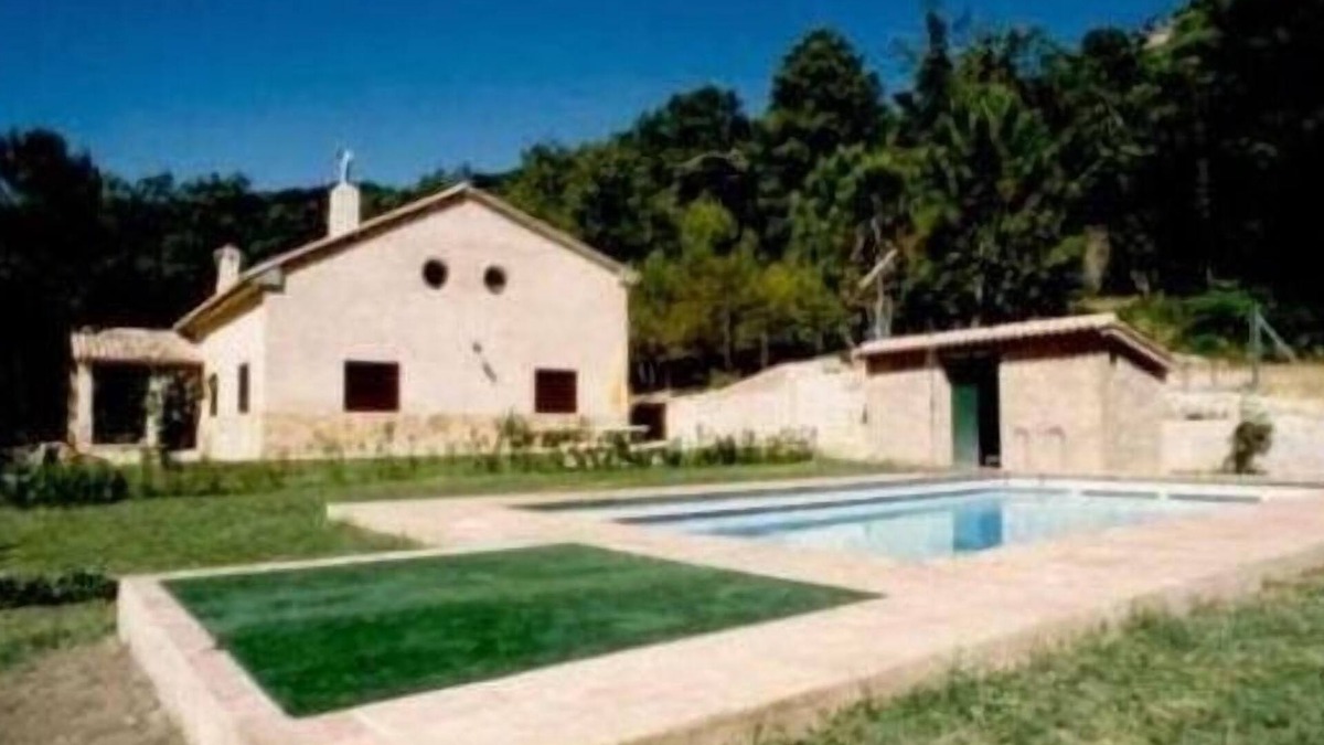 La Iruela Cottage | Detached house in the middle of the forest, with two apart. totally independent
