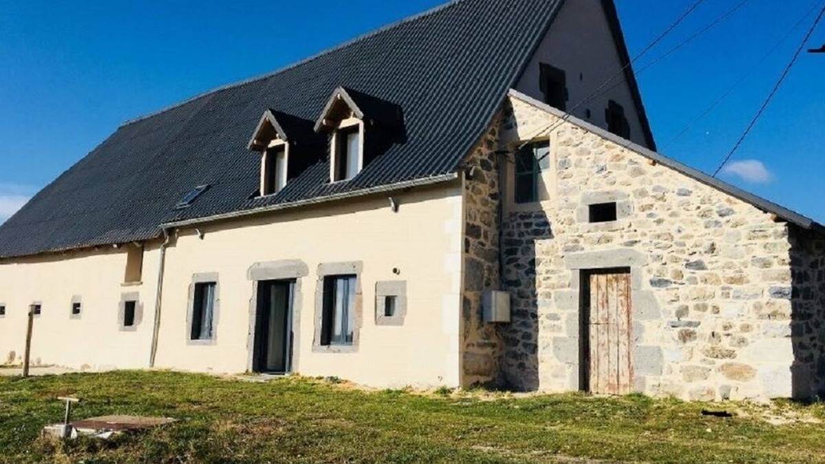 Saint-Donat House | Detached house la pave