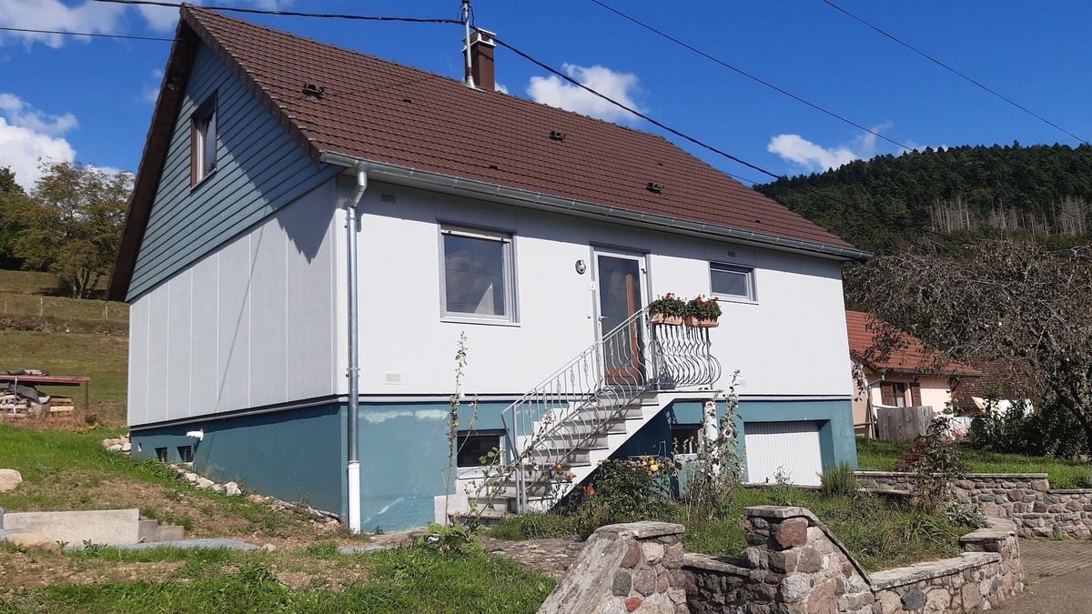 Oberbruck House | Detached house located on a plot of 7 acres with garden, terrace