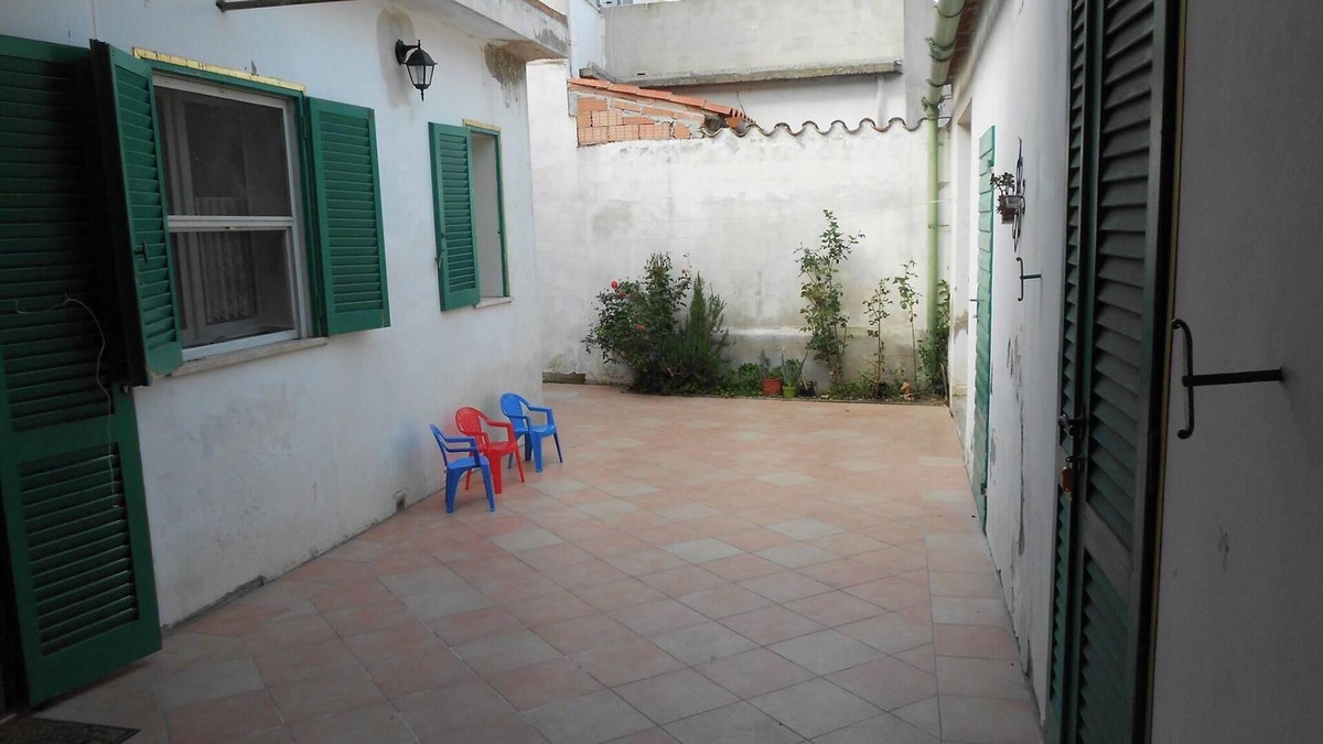 San Priamo House | Detached house with courtyard and terrace, near the sea. Ideal for families.
