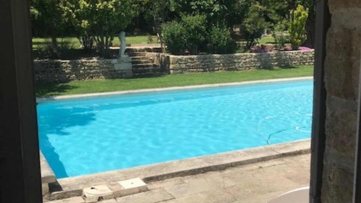 Meynes Bed & Breakfast | Detached outbuilding 30m2 + kitchen 25m2 + lounge area
