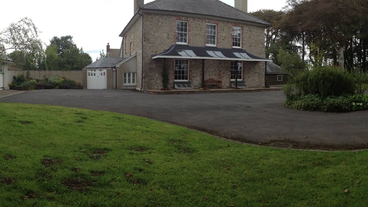 Tavernspite House | Detached Period Home-Former Rectory, Views Of Bristol Channel/Gower & Caldy