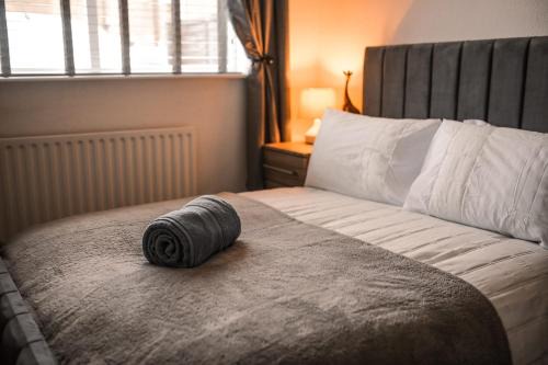 Grimsby Apartment | Detached Property With Secure Compound Parking