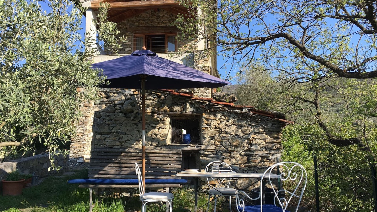 Monta D'aquila House | Detached rustico in Liguria, far-reaching views of unspoiled nature, olive groves