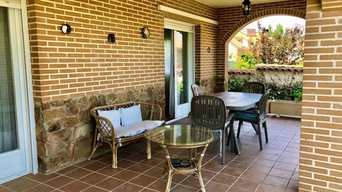 Quijorna Ski Chalet | Detached, spacious and bright villa, in a very quiet area