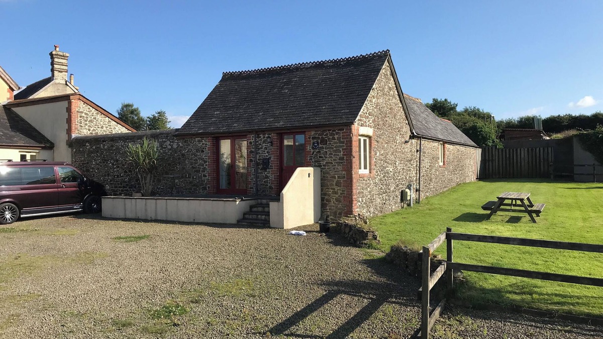 Hartland House | Detached stone Barn Conversion in a Peaceful AONB in North Devon