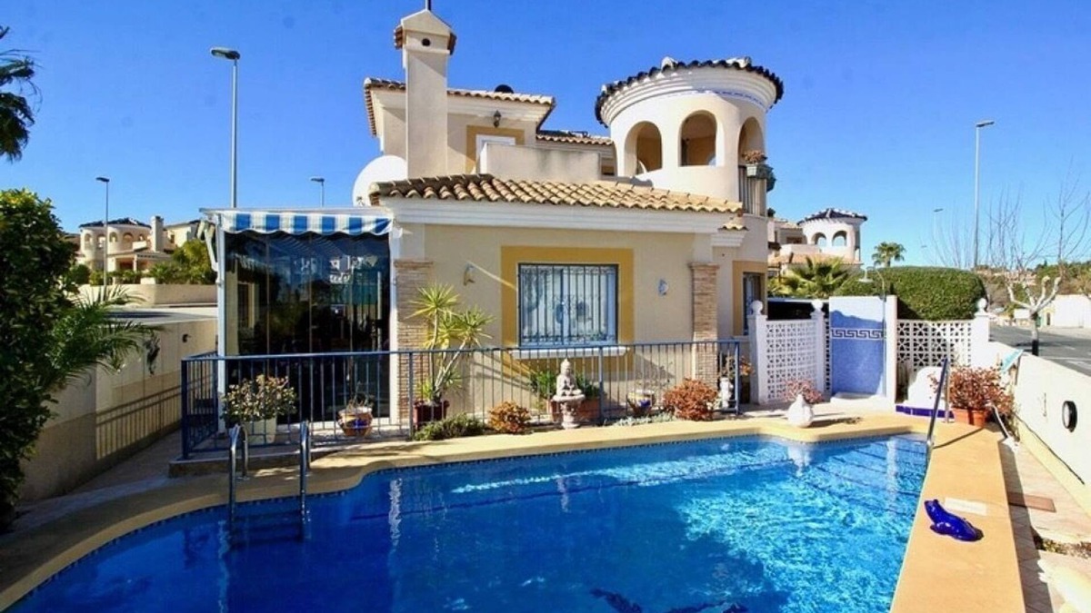 Pinar de Campoverde Villa | Detached Villa with private pool VT-504665-A