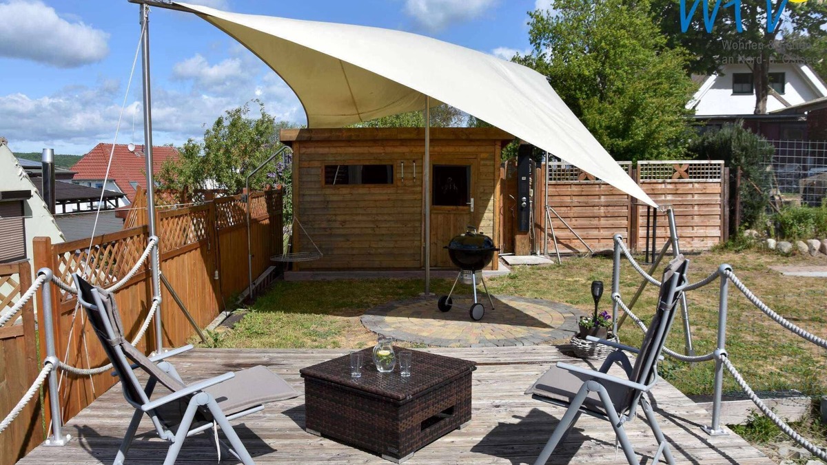 Seedorf House | Detached vacation home with sauna, garden, fireplace and modern furnishings in Se