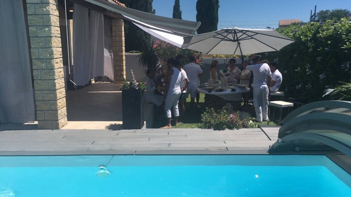 Salon-de-Provence Villa | Detached villa with garden, private swimming pool and pétanque court