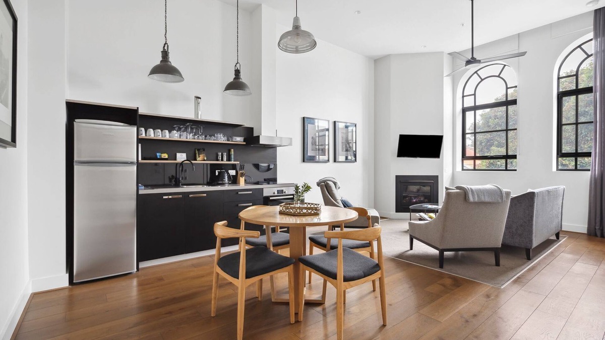 Geelong Apartment | Devlin 103 Luxe Apartment, Geelong