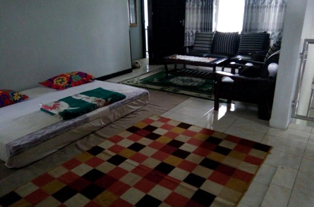 Tosari House | Dewi Sri Homestay