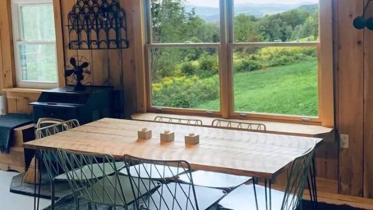 South Kortright House | Dezi's Retreat and Waterfall