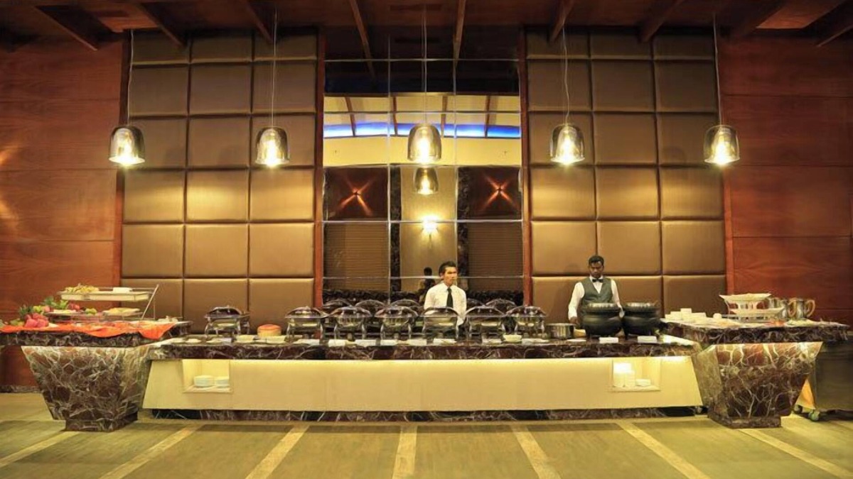 Perambalur Hotel | dhanalakshmi srinivasan hotels pvt ltd