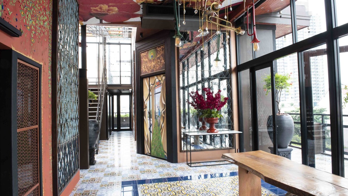 Thanon Phetchaburi Hotel | Dhevi Bangkok Hotel
