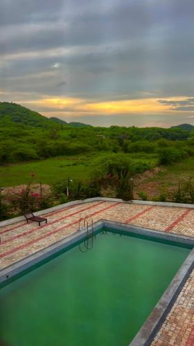 Hindoli Resort | Dhundhleshwar resort Near Narayan pur dam basoli road D148 Bundi