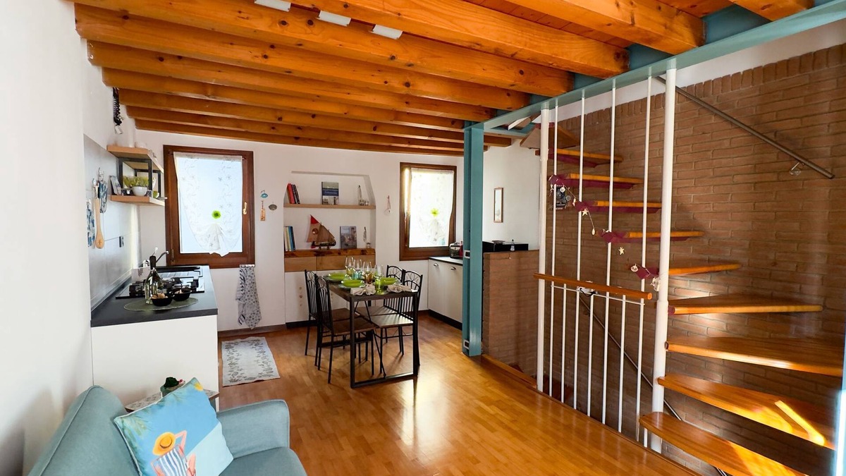 Chioggia House | Di Sole e D Azzurro - MS 3 NT by Ca-sa Check