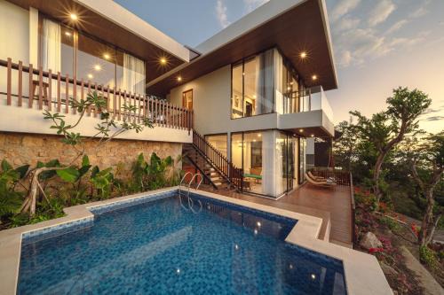 Labuan Bajo Villa | Diamond Hill Villa