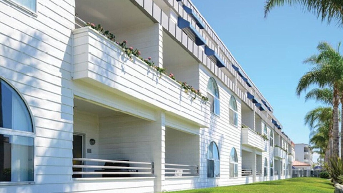 Capistrano Beach Apartment | Diamond - Riviera Beach and Spa Resort 2bd