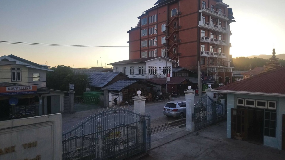 Nyaungshwe House | Diamond Star Guest House