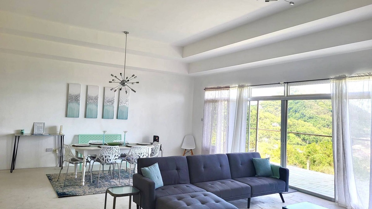 Colonarie Villa | Diamond Villa with Picturesque Views