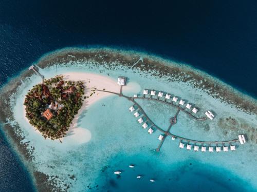 Athuruga Island Resort | Diamonds Athuruga Maldives Resort & Spa