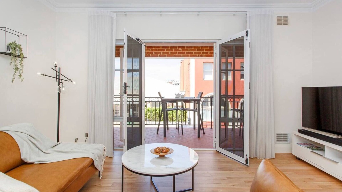 Fremantle Apartment | Diamonds by the dock is located in the absolute heart of Fremantle