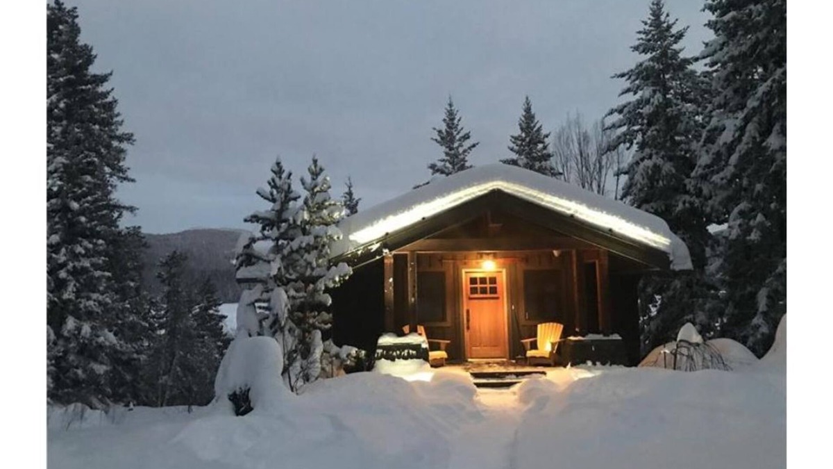 Canim Lake Cottage | Dick-Meadows Cottage