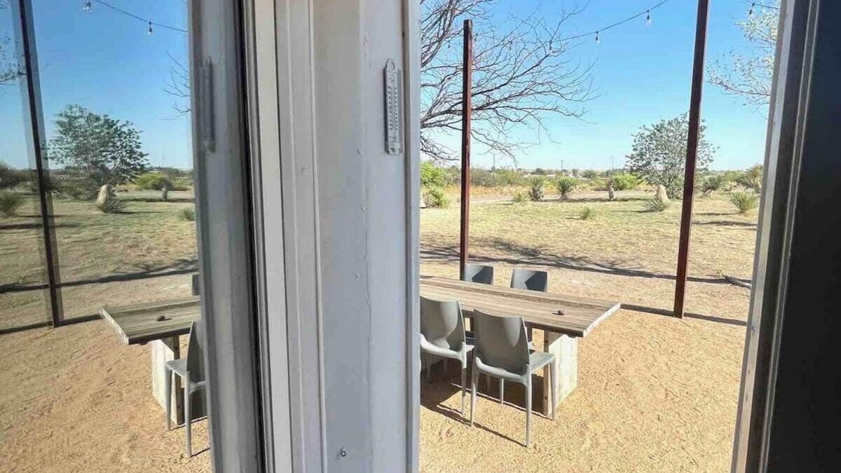 Marfa Cabin | Dickson Marfa House S