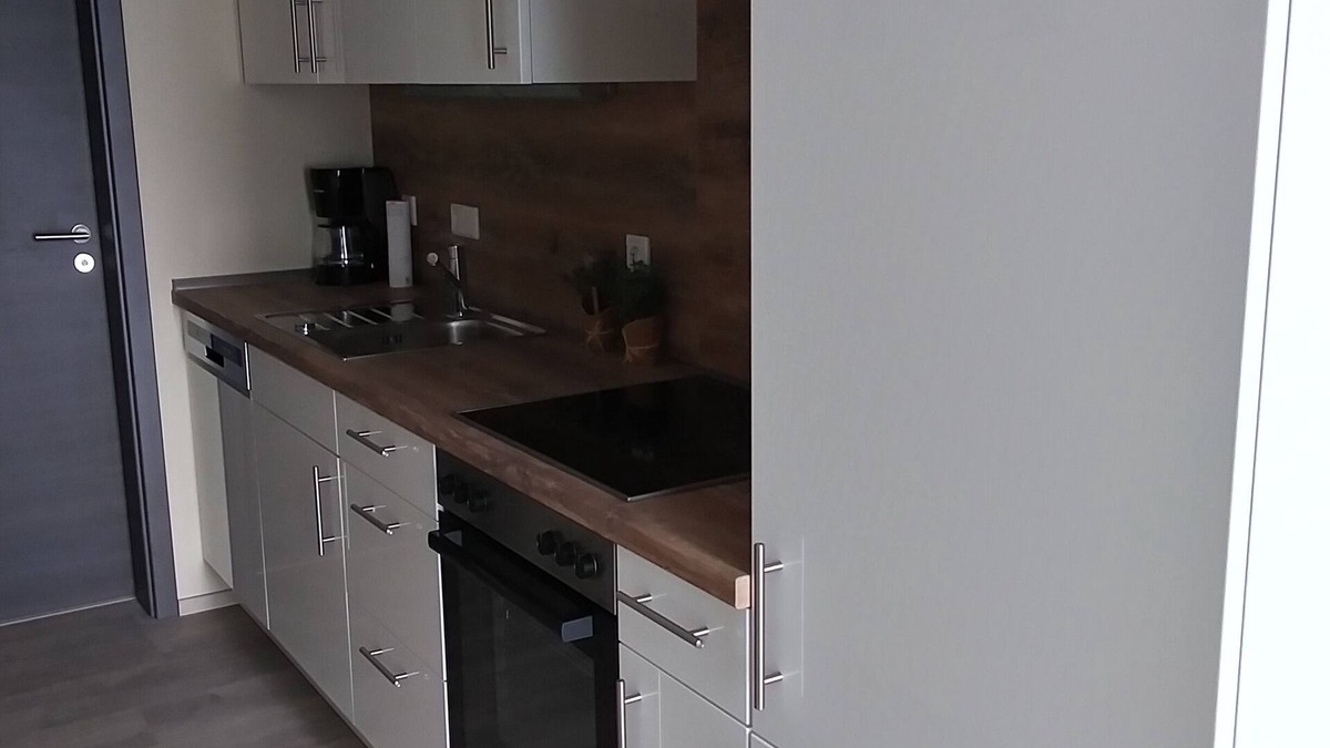 Dietfurt Apartment | Die Auszeiträumlichkeiten Liegen Mitten im Grünen, Etwas Außerhalb der Gemeinde Zell. Genießen Sie Entspannung pur mit Unbebauter Rundumsicht . Von der Wohnung aus Haben Sie Freie Sicht auf Unser Alpakagehege. Eine Gesc