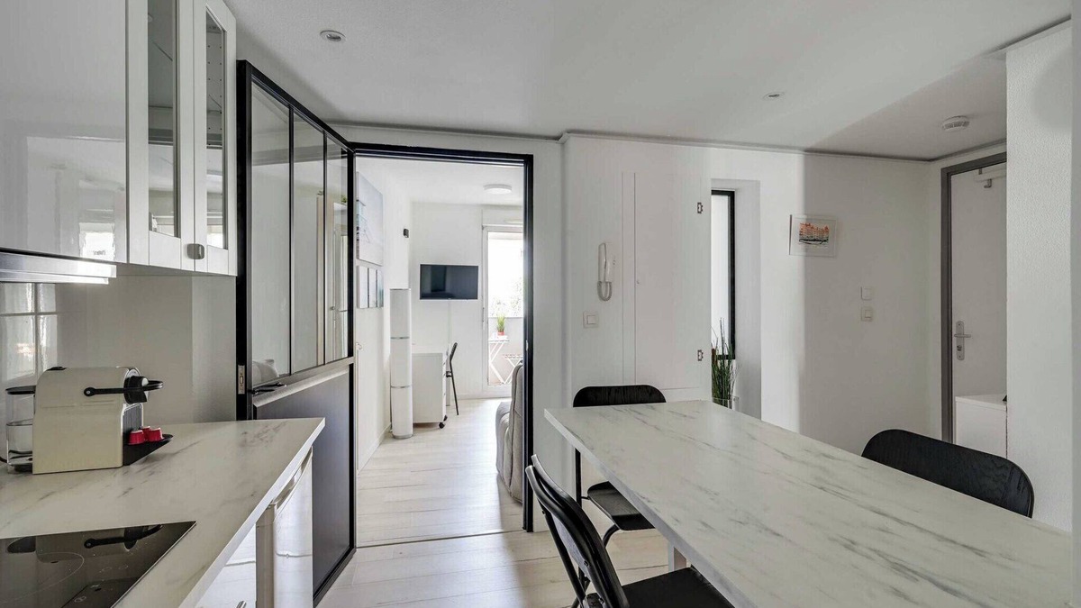 7th Arrondissement Apartment | DIFY Splendide - Jean Macé