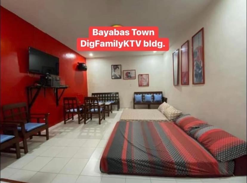 Bayabas House | DigFamilyApartment Suite Room with toilet in Bayabas near Tandag City